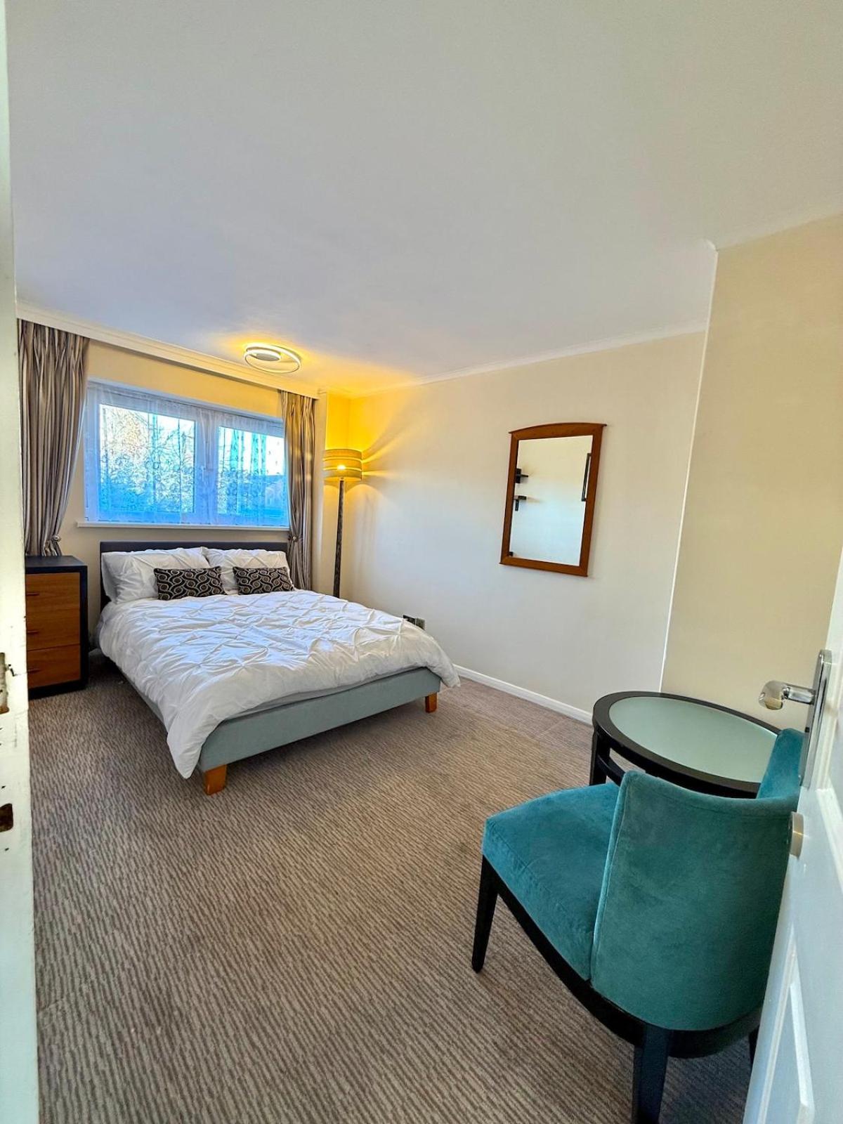 Amazing New Refurbished * Londra
